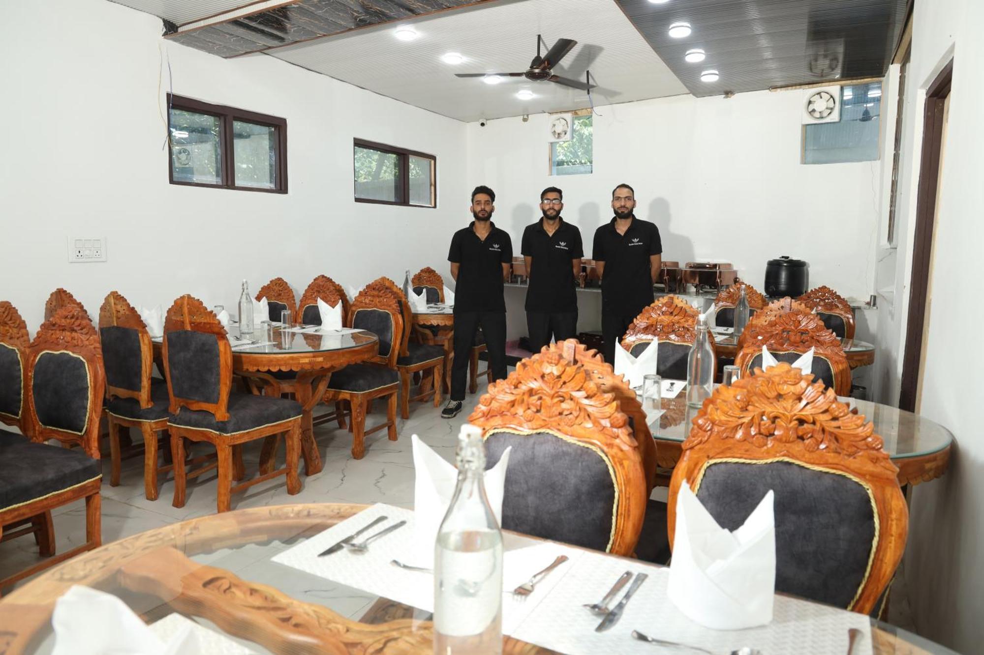 Mountain Orchard Retreat Pahalgam Hotel Buitenkant foto